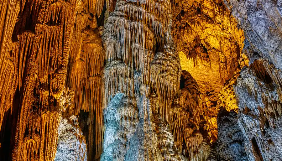 Nerja Caves Guided Tours and Visitor Guide